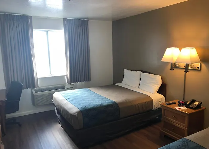 Ameri-Stay Inn & Suites